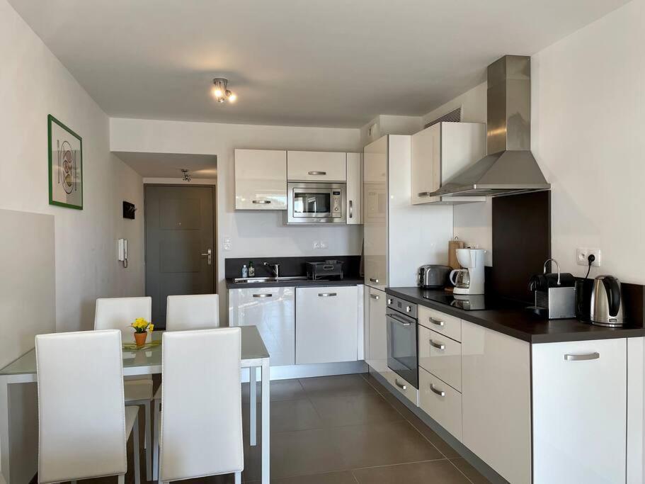 17 - Appartement Neuf, Parking Terrasse Et Jolie Vue Bandol Dış mekan fotoğraf