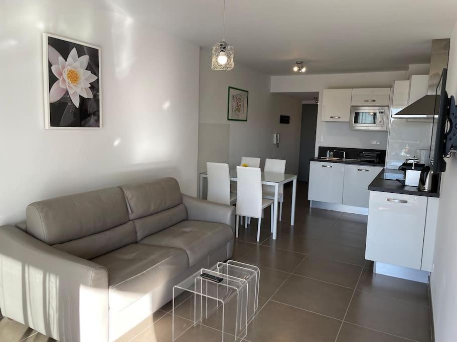 17 - Appartement Neuf, Parking Terrasse Et Jolie Vue Bandol Dış mekan fotoğraf