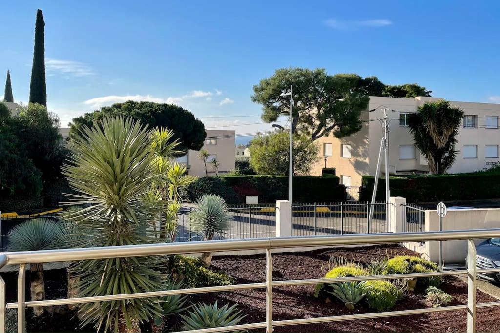 17 - Appartement Neuf, Parking Terrasse Et Jolie Vue Bandol Dış mekan fotoğraf